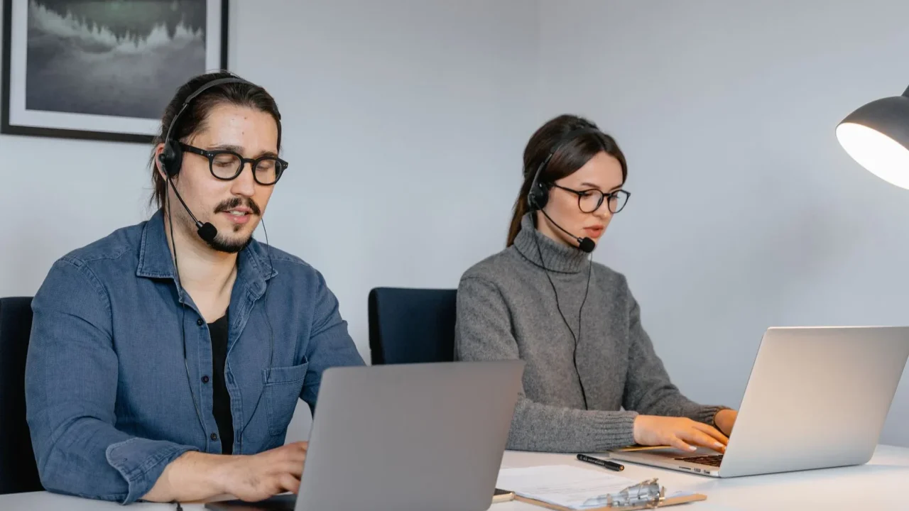 Best Equipment For Remote Customer Service Jobs