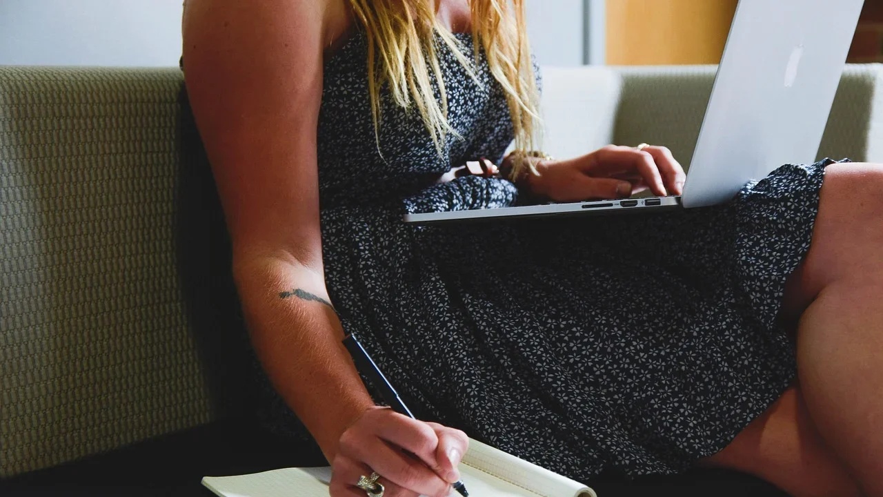 How To Start A Content Writing Business From Home