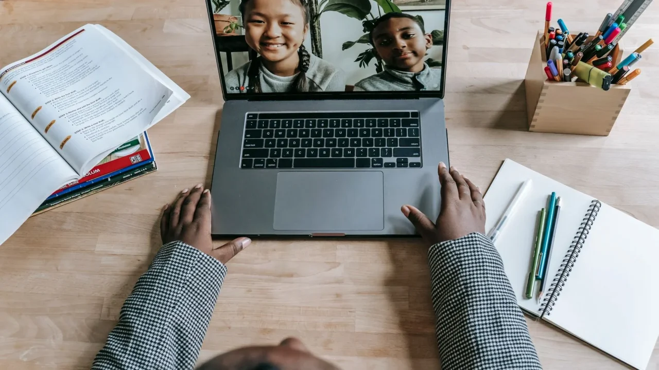 Online Learning Laptop
