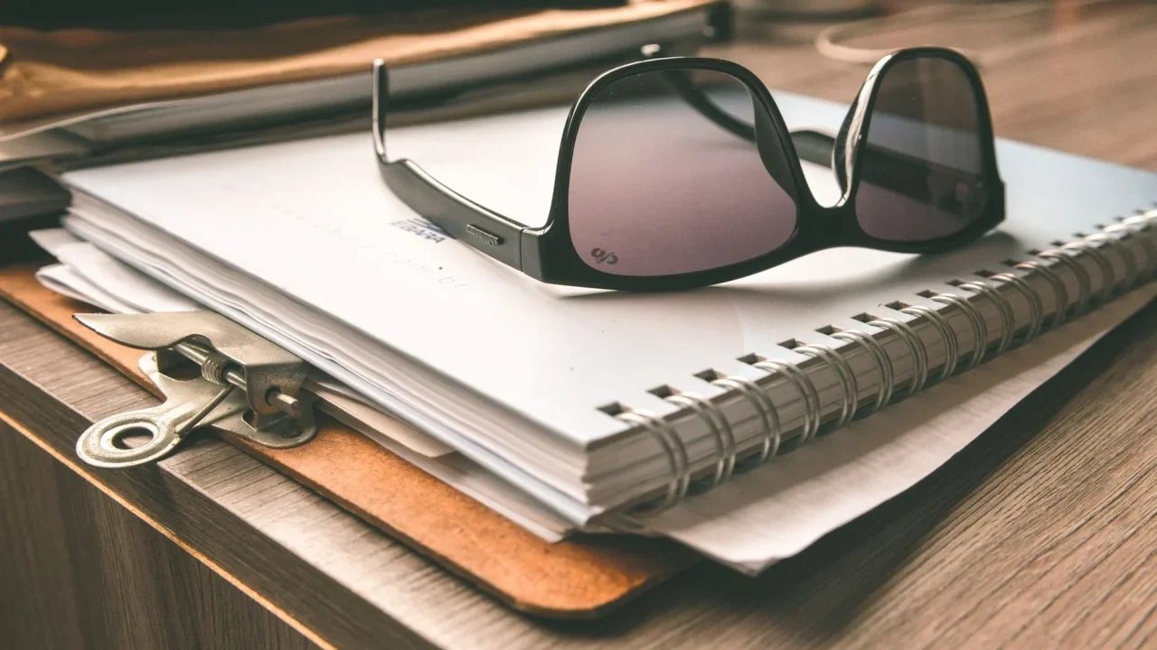 Recruiter Desk Resume Stack