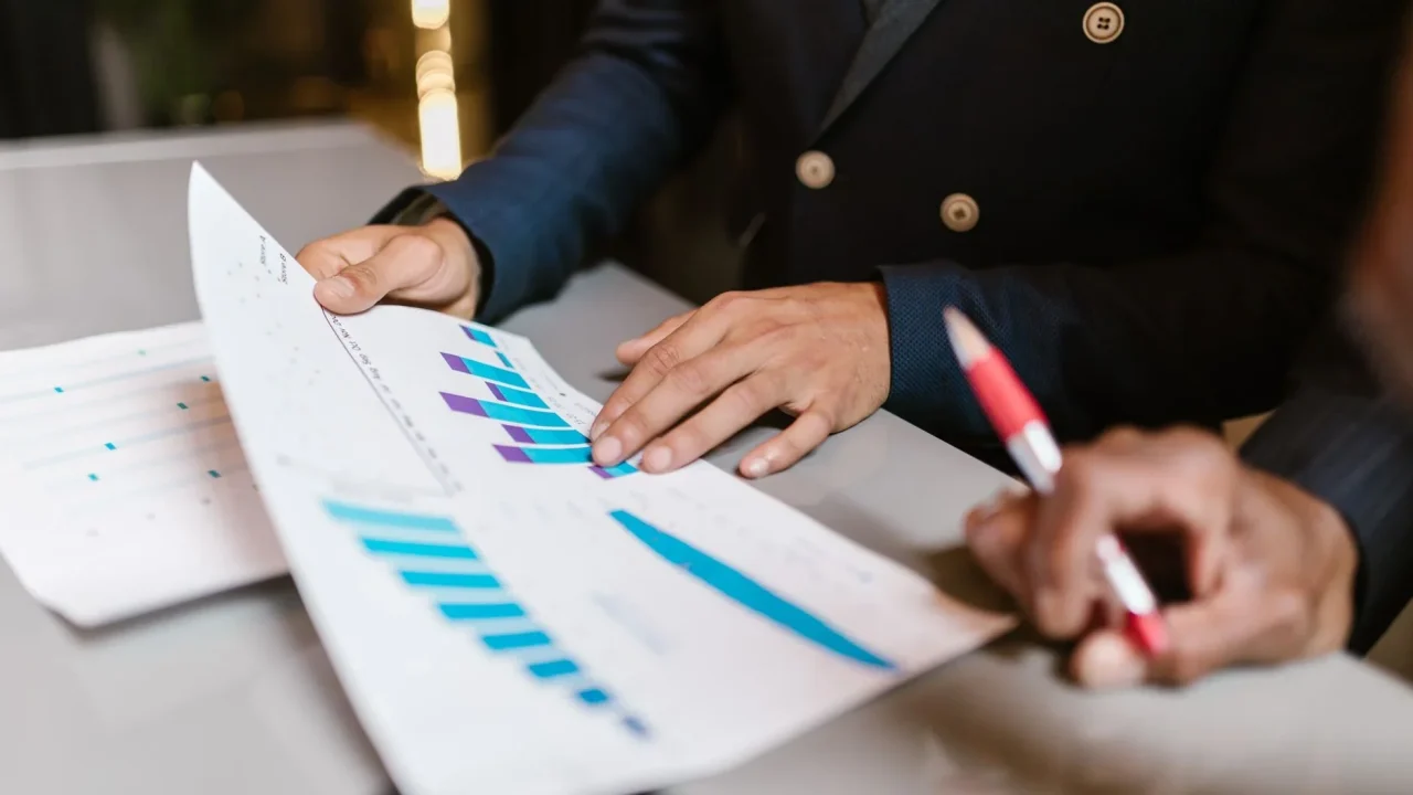 Salary Chart Analytics Dashboard