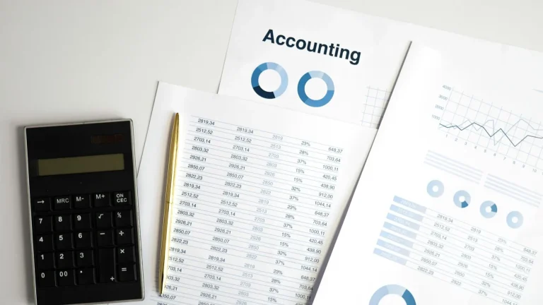 What Is The Difference Between An Accountant And A Cpa